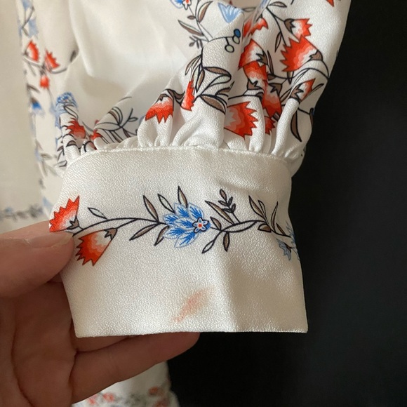 Floral dress - Picture 3 of 4